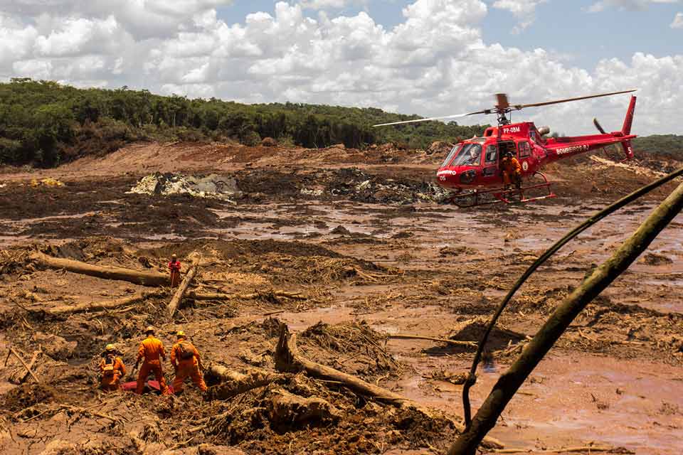 operadores de drones em brumadinho